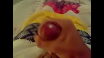 Preview 1 of Feet Mom Masage - V&iacute_deo0003
