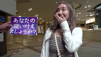 Preview 1 of School Gairl On Bus - 派手な水着がよく映えるHカップ極上ボディ！！とにかくエッチが大好きなドスケベギャル！巧みな腰使いで男もイカせまくって中出し3連発！！Part1