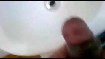 Preview 1 of Porn By Children - Fiz o trouxa gozar pra a fake