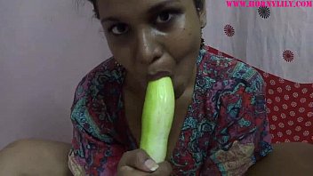 Preview 3 of Beautiful Indian Girl Pon - indian babe lily shows ass