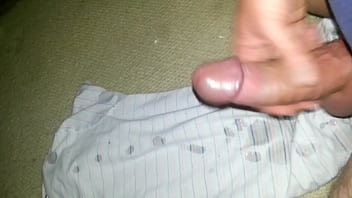 Preview 3 of Norway Cr - quick wank big load hard cock band tits
