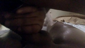 Preview 1 of Comendo Uma Sacizeira - MI amante la nalgona