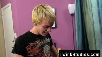 Preview 2 of Devar Bhabhi Ka Xxx Sex Video - Hot gay sex Chris Jett arrives with 2 surprises and hungry tiny