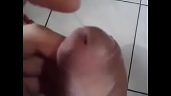 Preview 4 of Video For Chuukese Girl - VID-20150315-WA0103