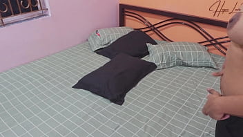Preview 1 of Cocuk Xnxx - after coming out of the bath i saw my maid was still there and we ended up fucking hard