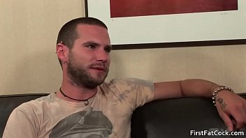 Preview 2 of Teen Girl Fuck Mature Man - Sexy tattooed gay dude gets cock sucked gay video
