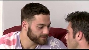Preview 4 of 16 Sal Ke Saxe Filem Hendi - xvideos.com fb91a2420074b78defe3cc3e544eebe2.mp4