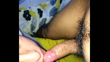 Preview 1 of Rape Ebony Porn - Me la chupa de rodillas