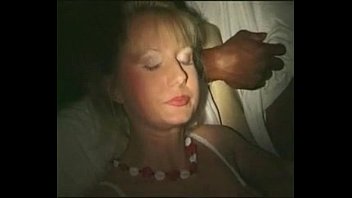 Preview 3 of Sexo Ranchero - SexxySan masturbating in a public theatre.MOV