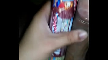 Preview 1 of Novinho Pau Grande - Medindo o pau com biscoito e gozando forte _)