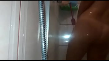 Preview 3 of Poenovoxfor - Mais um banho da esposa