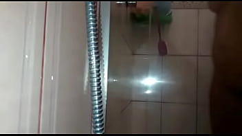 Preview 1 of Poenovoxfor - Mais um banho da esposa