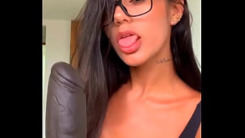 Preview 1 of Elena Sautorone - MASTURBANDOME Y GIMIENDO IMKATHLEEN
