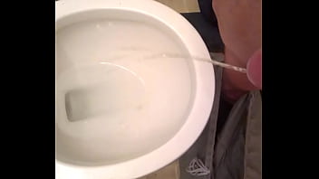 Preview 2 of Brazzars To Pron Girl And Jon - piss in toilet