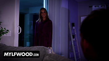 Preview 3 of Sani Liana Sexy Videos Hd - Mylfwood - Sticky Business Trailer