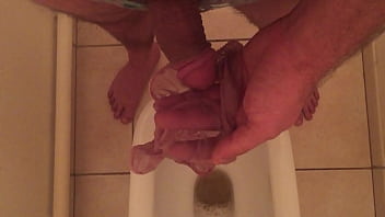 Preview 4 of My Sister Wach Porn - piss on my step mom&#039_s pantie