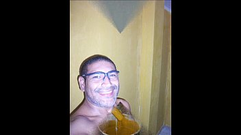 Preview 2 of Konulu Porno Sikis - Pel&iacute_cula 01 OJO EL PINTOR MAS SEXY DE FELIX