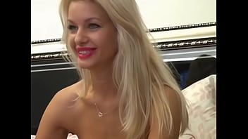 Preview 1 of Vronnidarko - Ukrainian Webcam Blonde AlyWOW