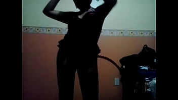Preview 3 of Fully Movie Son Mom - Morena bailando frente a la camara en liguero