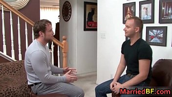 Preview 1 of Pinau Sex - Married man fuck his gay boyfriend gay video