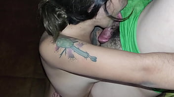 Preview 1 of Trk Kino Xnxx - En familia mi cu&ntilde_ado me folla mientras mi esposo nos graba parte final