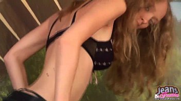 Preview 2 of Inden Sex Hide Move Full - Watch me shake my teen ass in these tight jeans