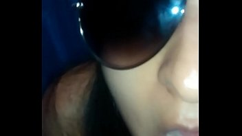Preview 4 of Clit Massaging - Mi novia tragando leche