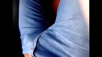 Preview 3 of Strip Games And Sex - casado de Pau duro no &ocirc_nibus