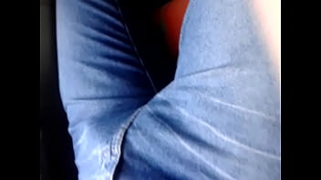 Preview 4 of Strip Games And Sex - casado de Pau duro no &ocirc_nibus
