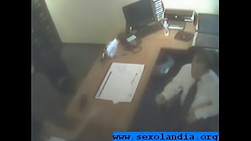 Preview 2 of Amazingvnet Com - gerente-comeu-secretaria-escritorio-