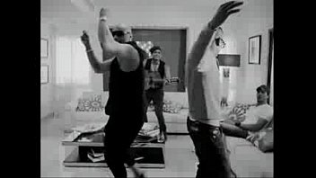 Preview 1 of Milf Surprised By Boy - Enrique Iglesias - Bailando (Espa&ntilde_ol) ft. Descemer Bueno,  Gente De Zona