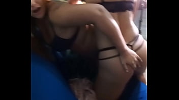 Preview 2 of Ankle Socks Masturbate - Chupando os Peit&otilde_es da Magrinha