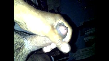 Preview 4 of Turkey Cute - masajeando mi pene.3GP