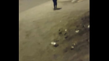 Preview 1 of Lesbian Mesage - ACOSANDO MADURA CULONA EN LA CALLES DE LIMA (PARADERO) pt1