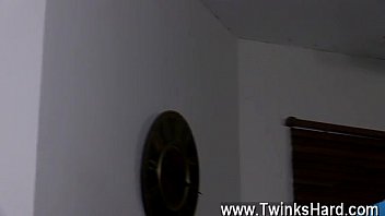 Preview 1 of Daku Bgrade Movie Rape Scene - Gay sex Although muscle daddy Bryan Slater doesn&#039_t normally meet up