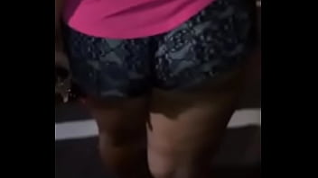 Preview 3 of Outside Of Outdoor Hd - Minha delicia de shortinho na rua