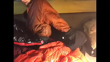 Preview 2 of Kamkuta Com - Błyszczący komplet cum jacket