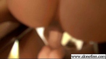 Preview 4 of Download Stepmom Brazzers - Amateur Girl Insert All Kind Of Things In Holes clip-01