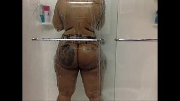 Preview 3 of Bokep Kerdil Vs Mom - Blackwoman ebony Cherokee d ass  bathroom - damn fucking sexy