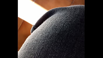 Preview 1 of Smart Girl And Very Big Boobs - Piede birichino