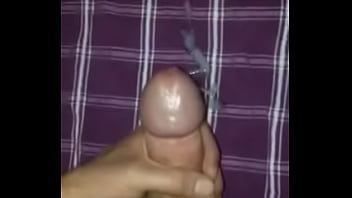 Preview 4 of Olive Pissing - trim.EEE91B65-3AB5-44EB-B685-AE960FF66E53.MOV