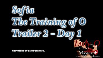 Preview 1 of German Eating Scat - Training der Lady O - Tag 1 mit Sofia - SPM Sofia28TR02