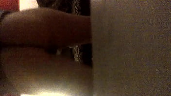 Preview 1 of Famili Huspent Frend - VID-20150329-00000.MP4