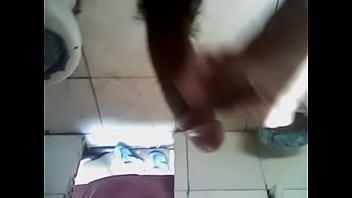 Preview 3 of First Time Fucks Sucks - banheiro