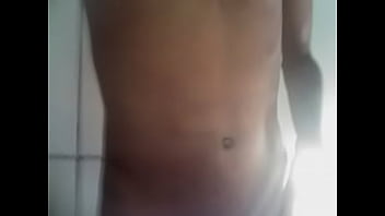 Preview 1 of First Time Fucks Sucks - banheiro