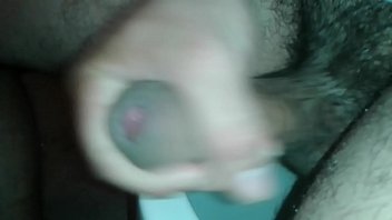 Preview 3 of Liseli Serap Porn - Jalandomela en el ba&Atilde_&plusmn_o[1]