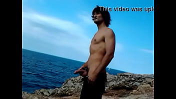 Preview 2 of Fucklng Machines - Pauzudo Mijando na Praia