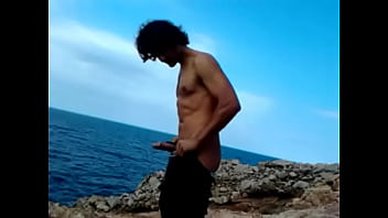 Preview 4 of Fucklng Machines - Pauzudo Mijando na Praia