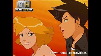 Preview 2 of Expopublic Com - Totally Spies Porn - Beach bitch Clover