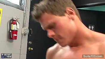 Preview 3 of Hot Mom Sun Full - Hot gays fucking asses in the gym